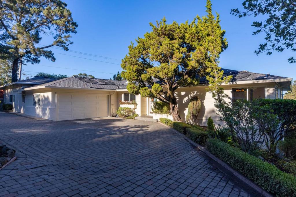 1548 Kingswood Drive
