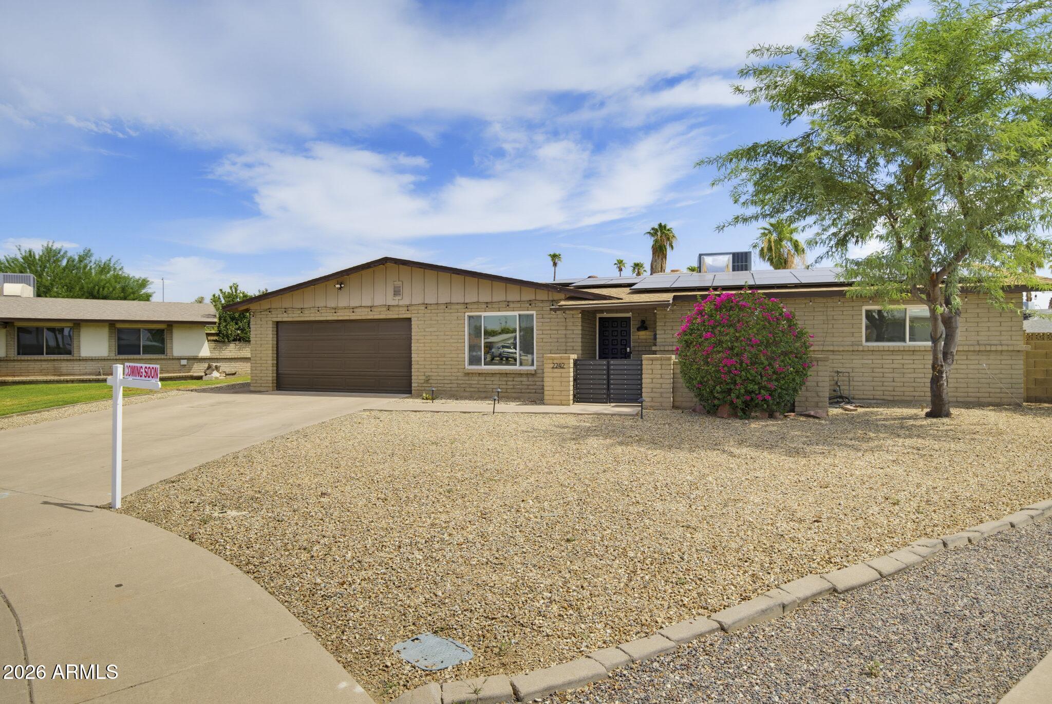 2242 W CONCHO Circle, Mesa, AZ 85202