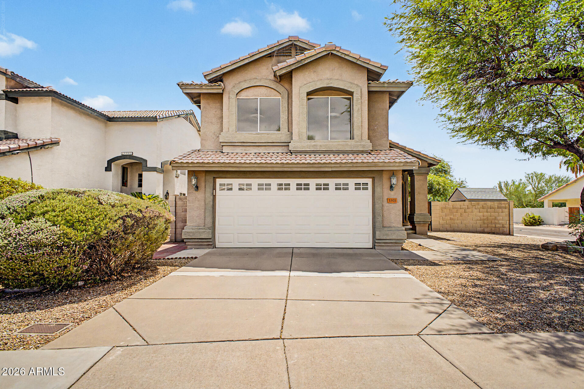 3301 E MARCONI Avenue, Phoenix, AZ 85032