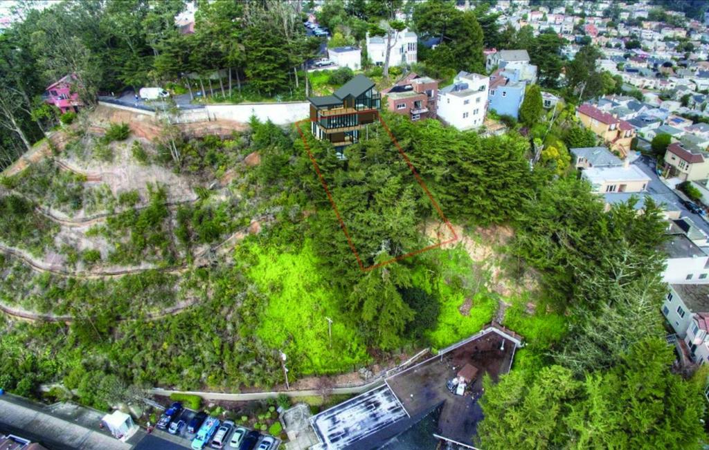 285 Edgehill Way