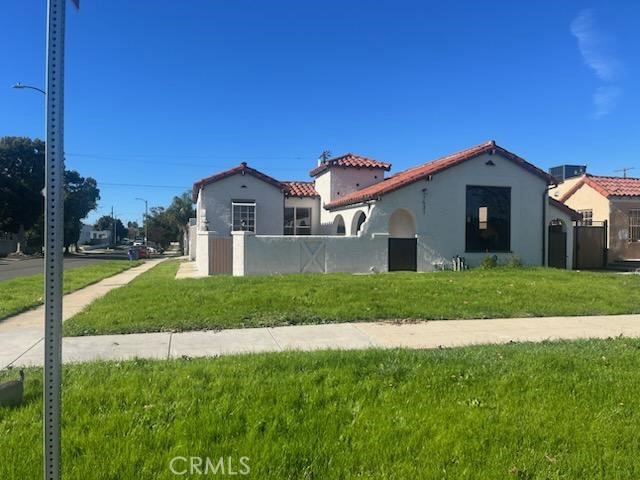 7531 S Denker Avenue