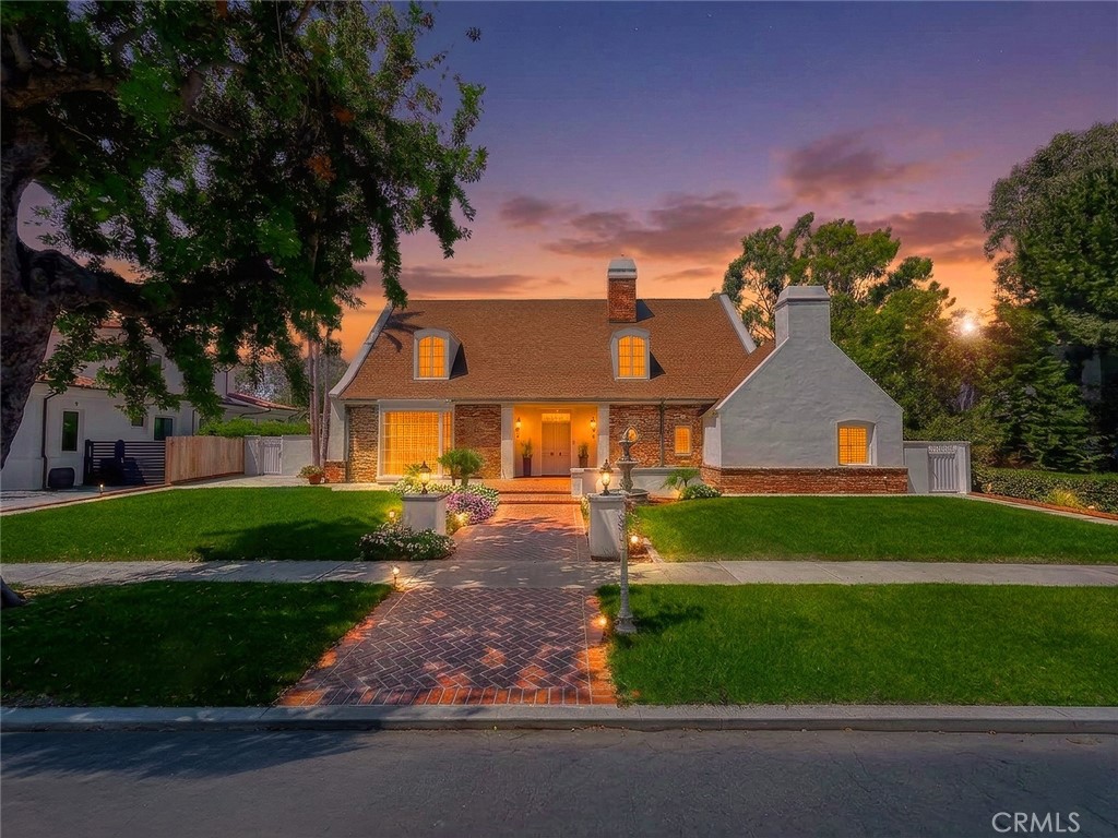 4217 Cedar Avenue