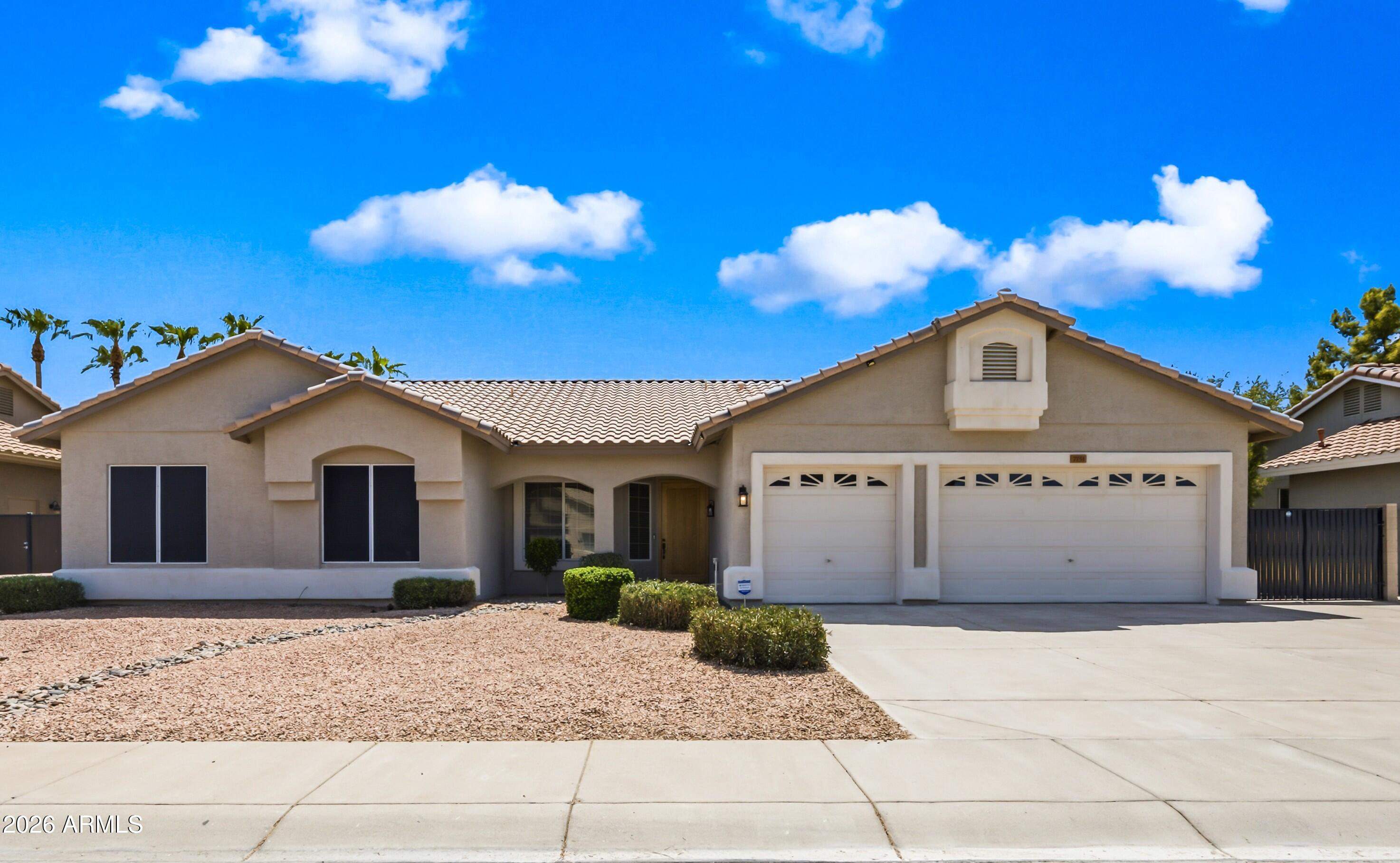 7751 W MAUI Lane, Peoria, AZ 85381