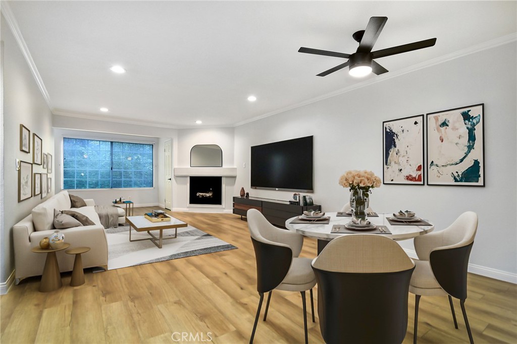 5515 Canoga Avenue 219