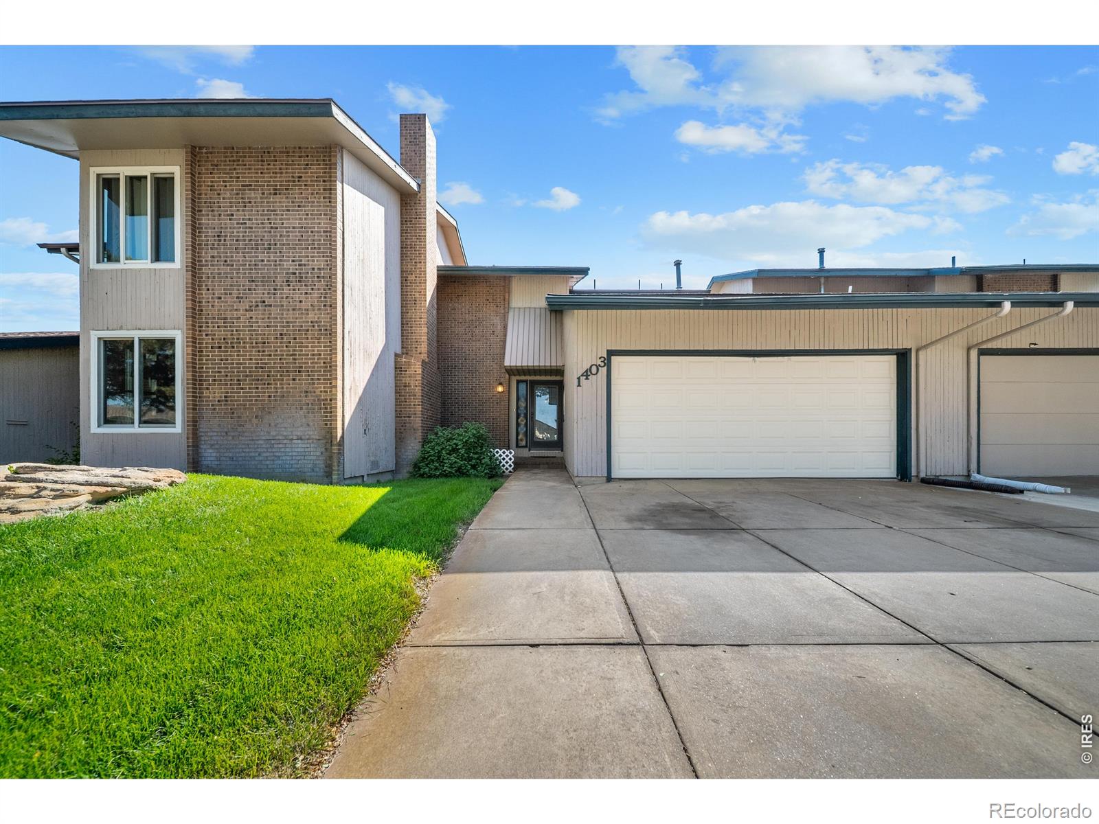 1403 S 11th Avenue, Sterling, CO 80751