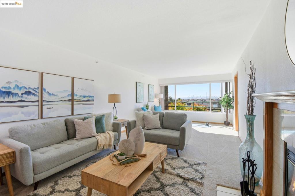 1300 Quarry Ct 212