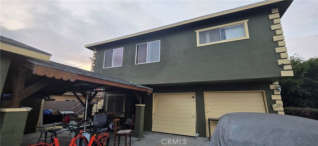 1139 E 65th