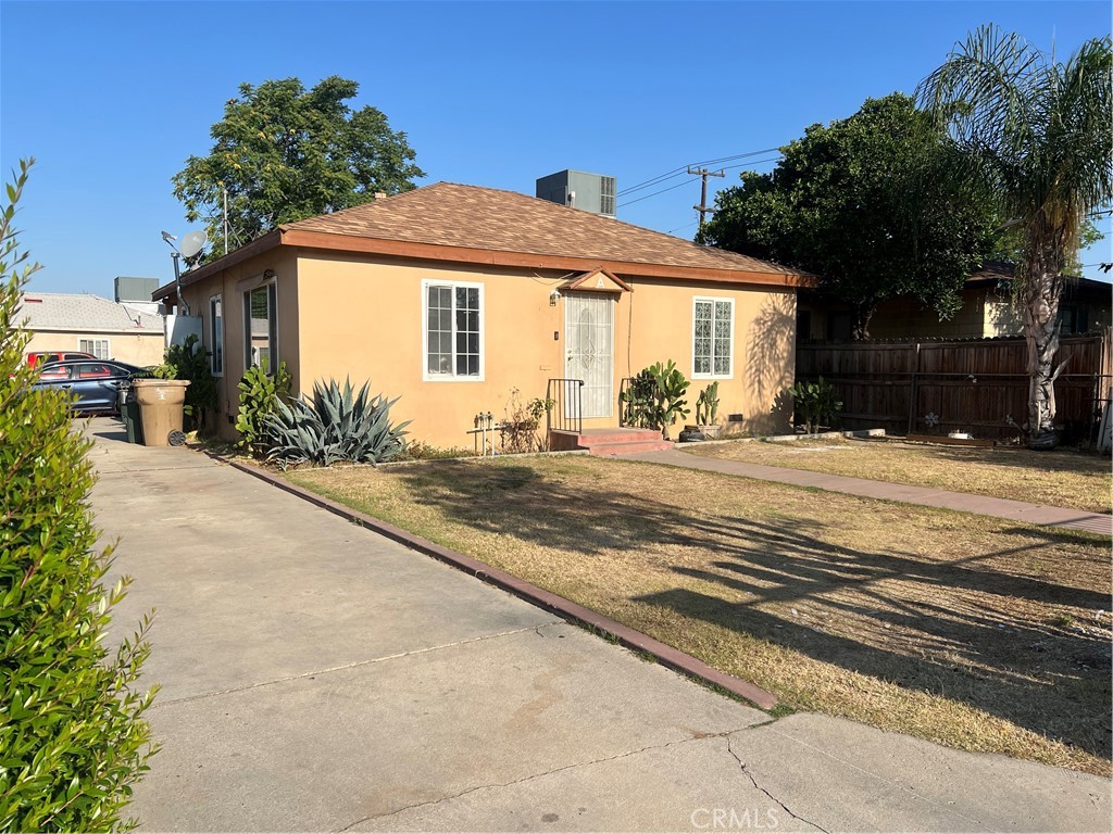 1300 Stockton