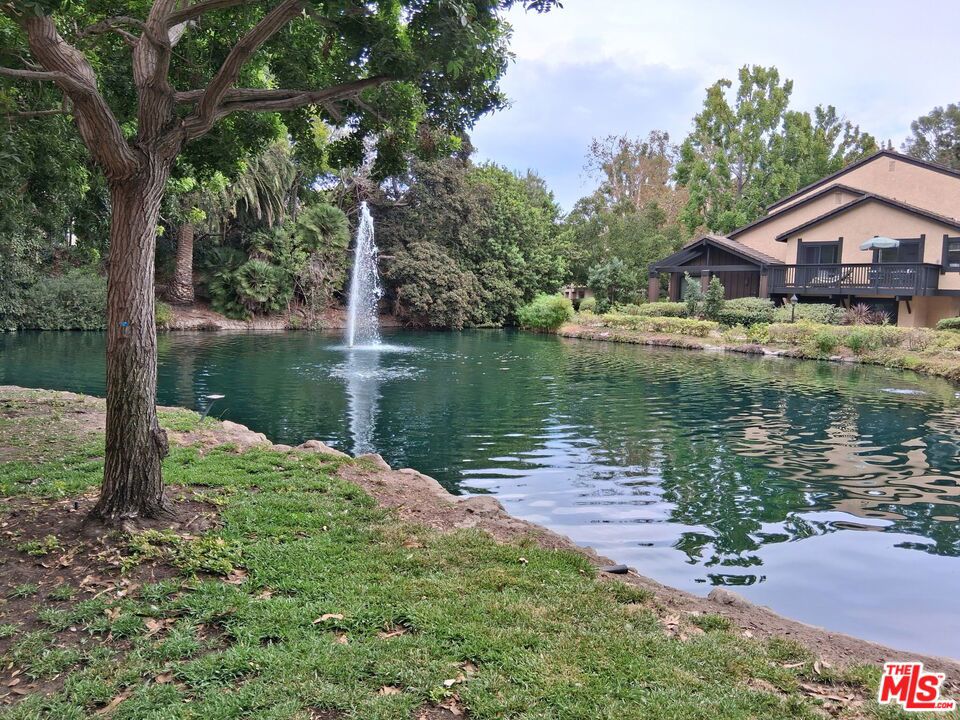5321 Raintree Circle