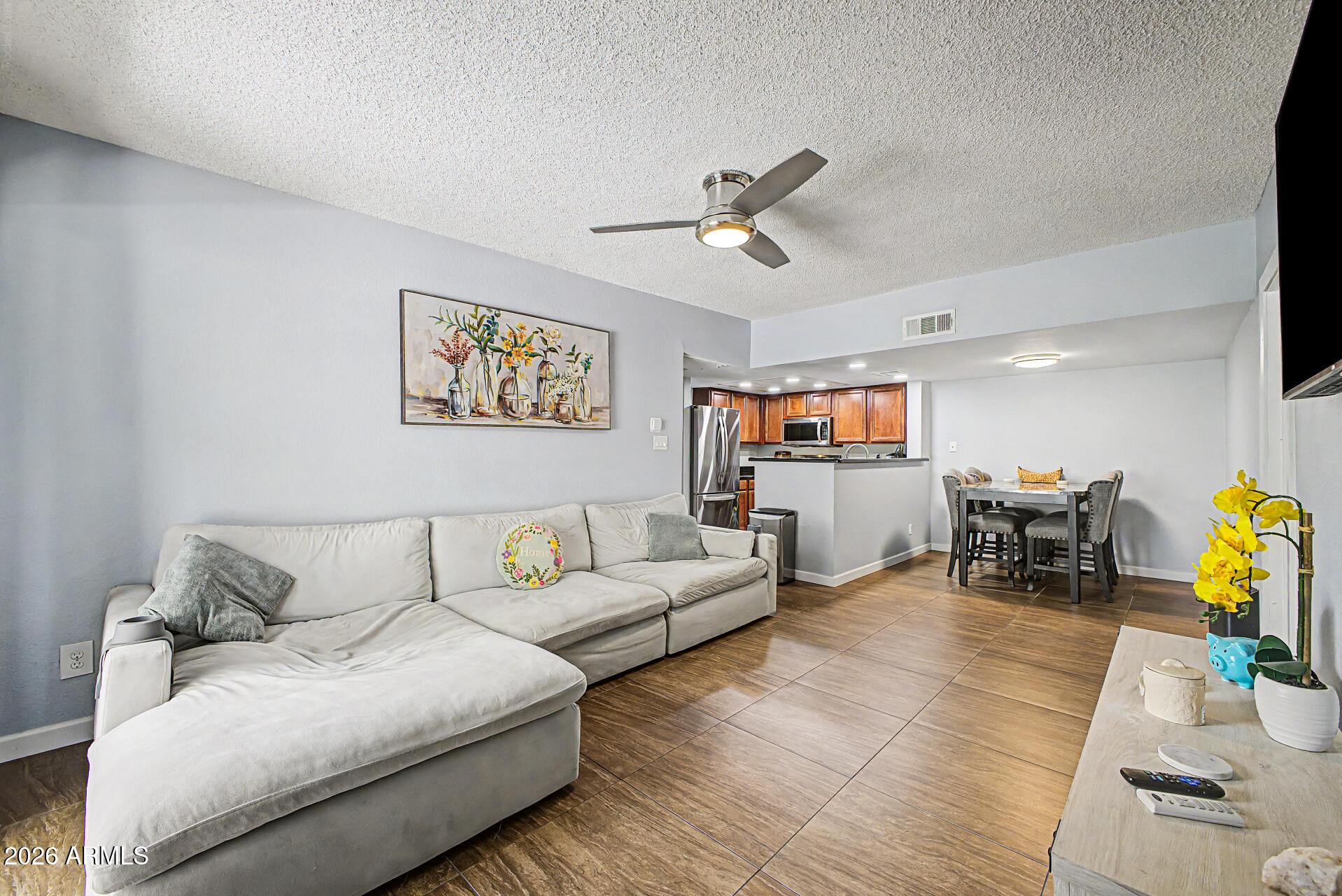 5757 W EUGIE Avenue 2098, Glendale, AZ 85304