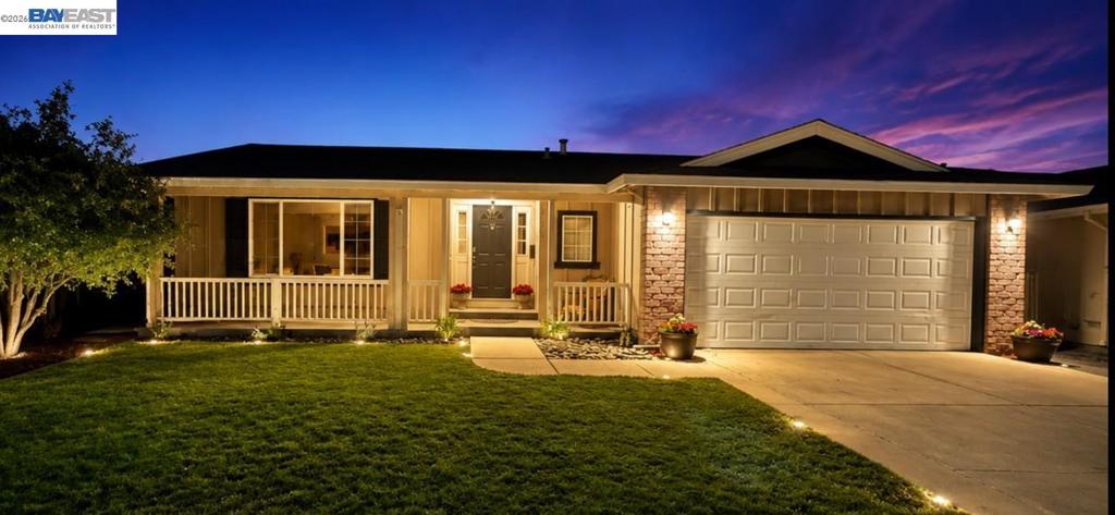 35831 Caxton Pl