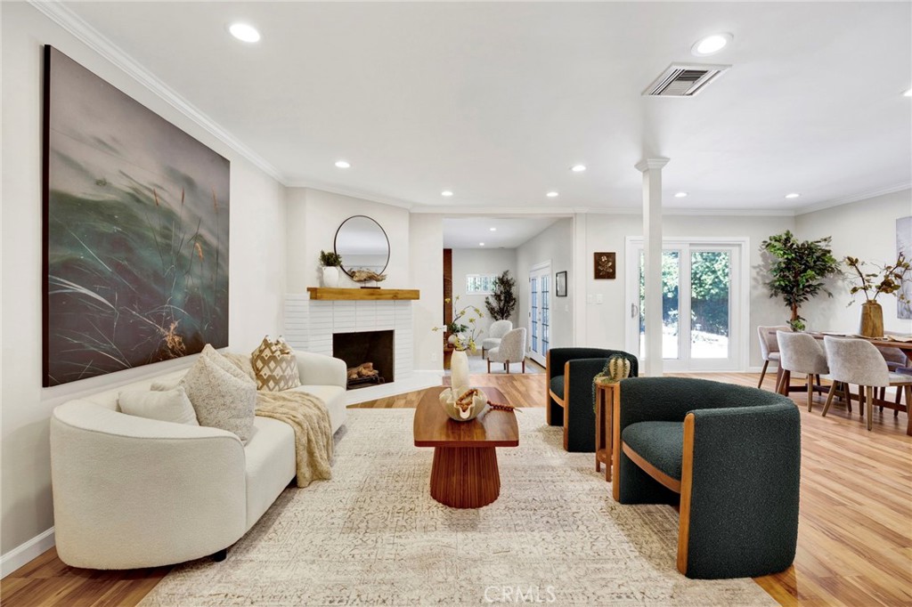6521 Baird