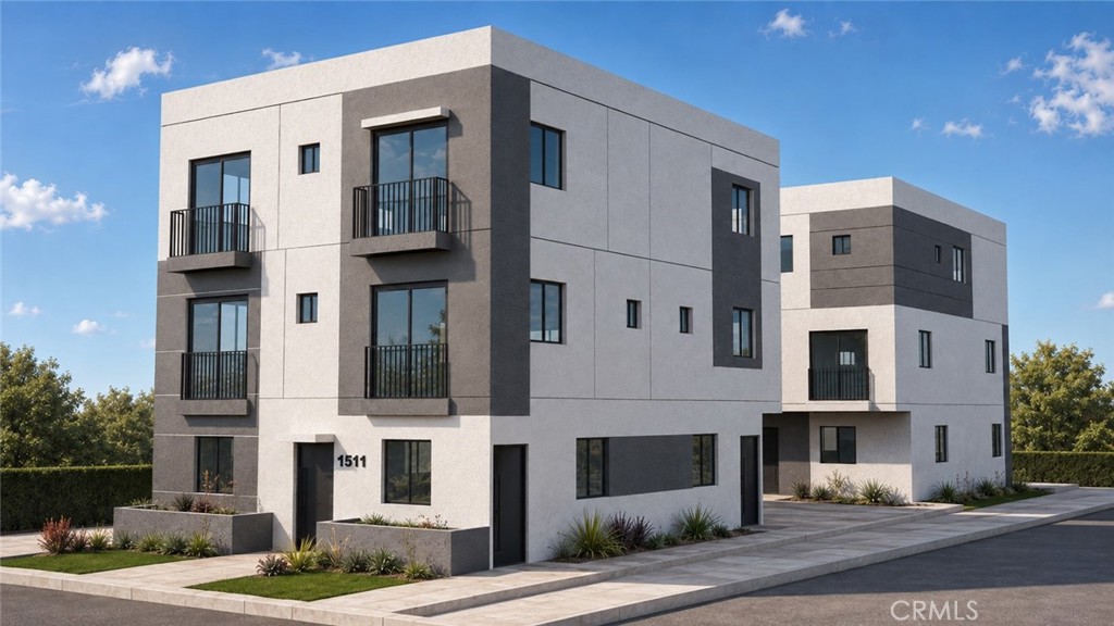 1511 S New Hampshire
