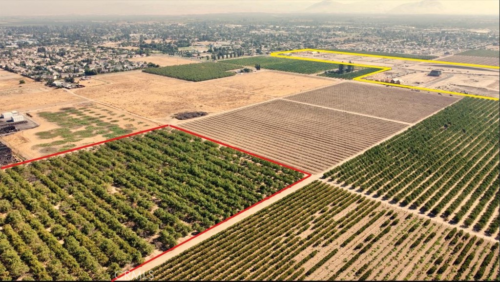 3350 S Indianola