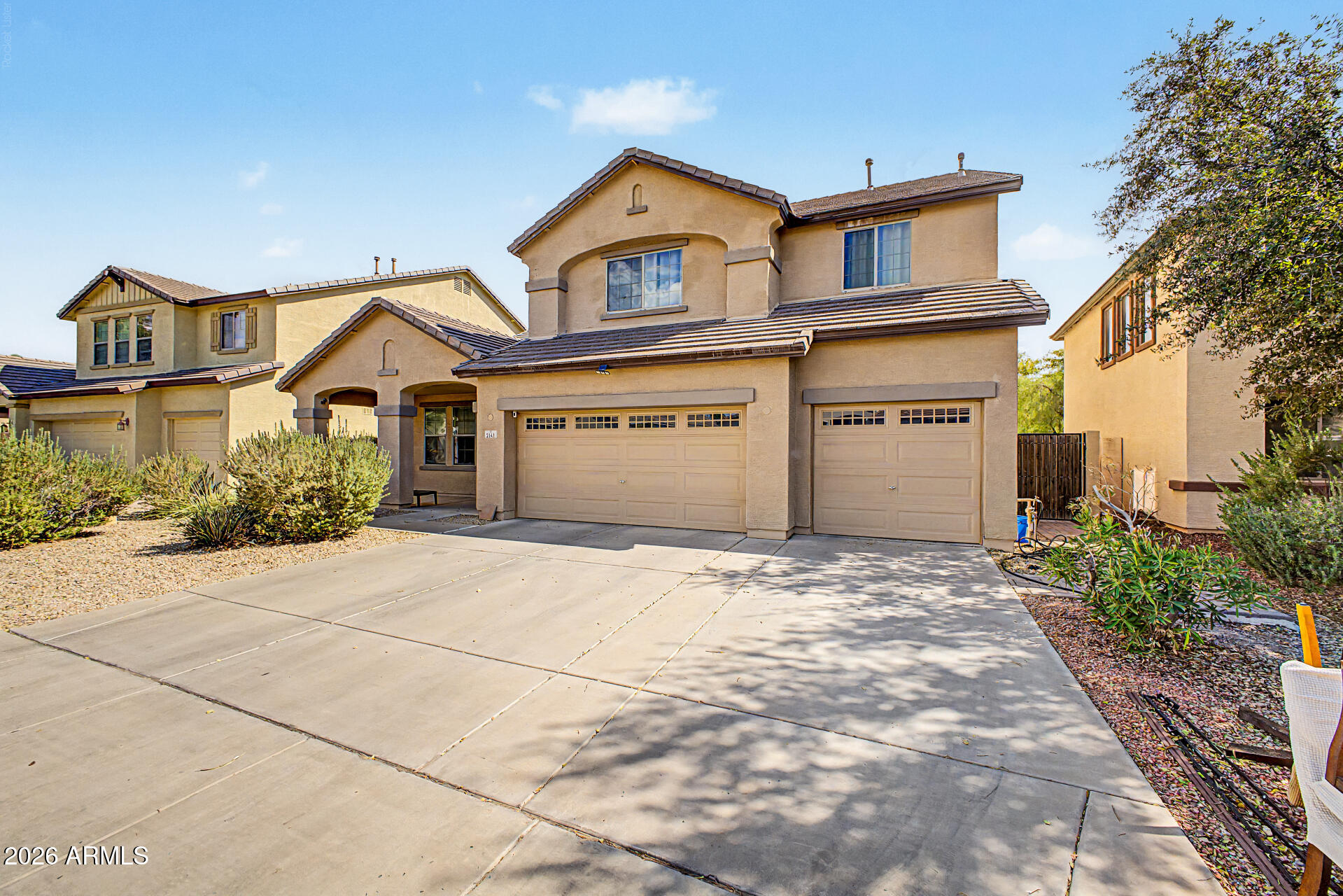 2141 W IAN Drive, Phoenix, AZ 85041