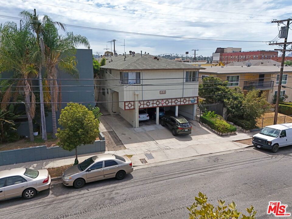 1212 N New Hampshire Avenue