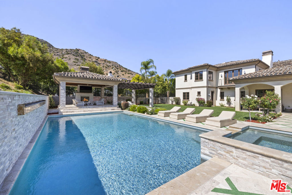 29450 Malibu View Court
