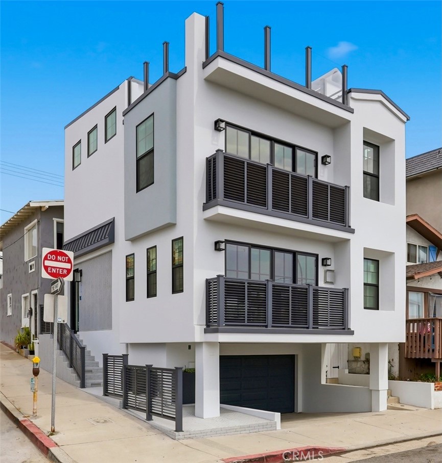 2650 Hermosa Avenue