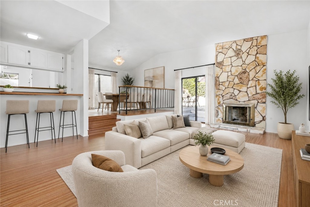 1321 Greenbriar