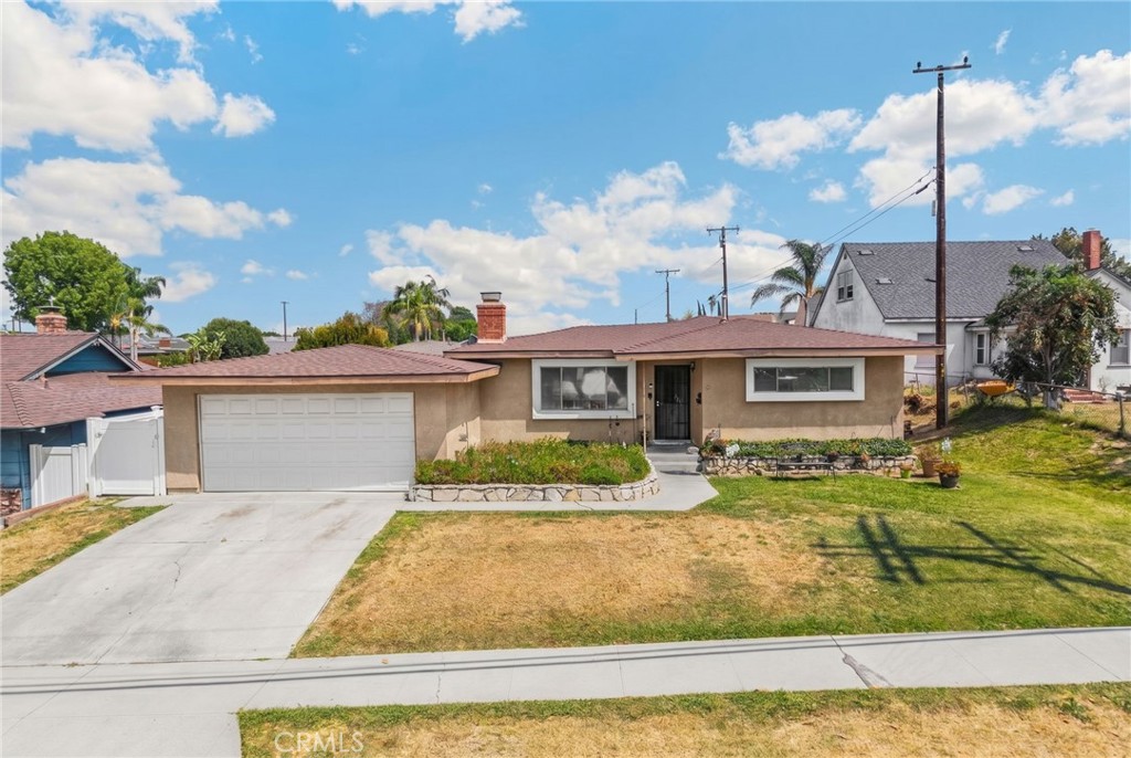 10810 Valley View