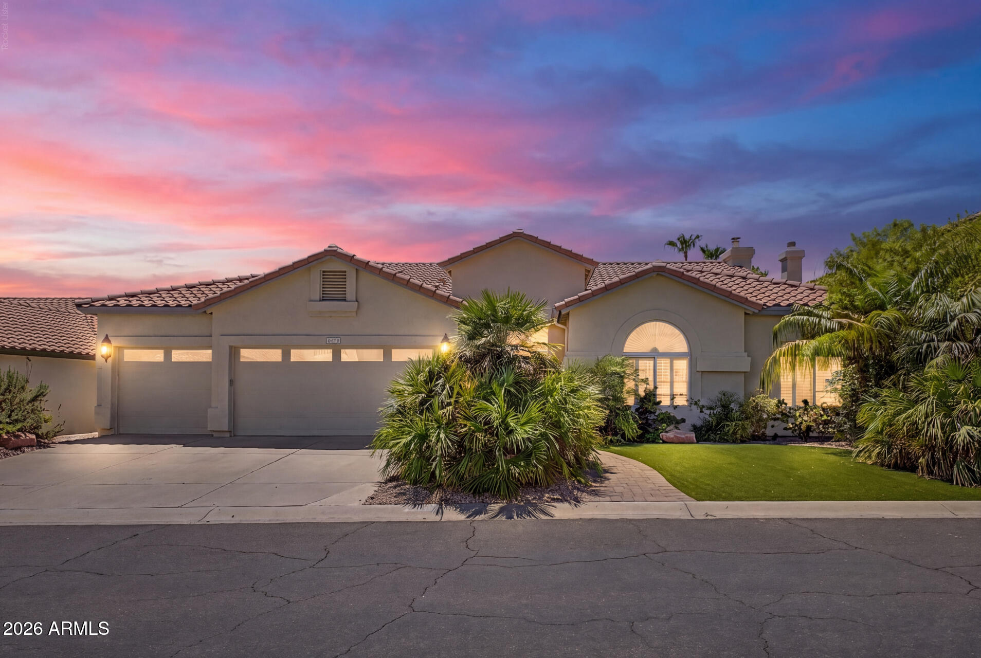 4639 E LA MIRADA Way, Phoenix, AZ 85044