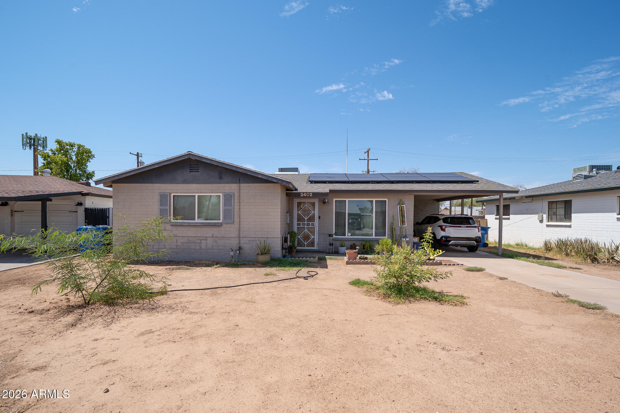 2402 N 36TH Place, Phoenix, AZ 85008
