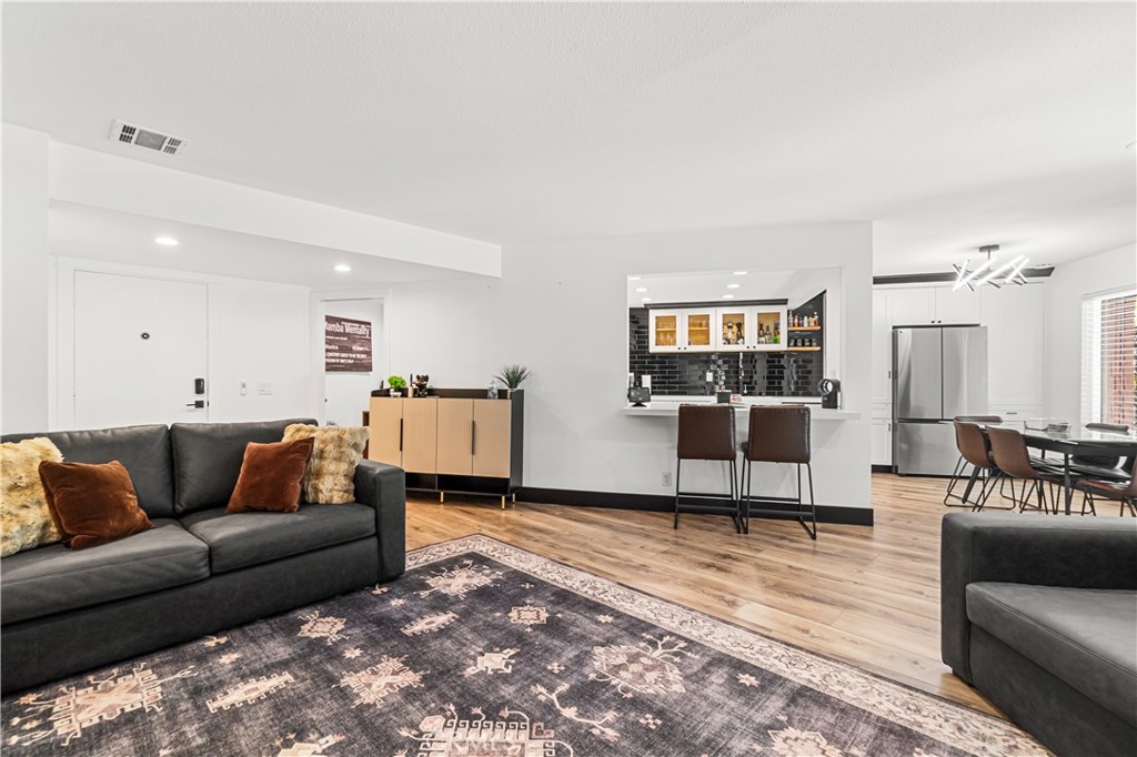 2752 Pine Creek Cir.