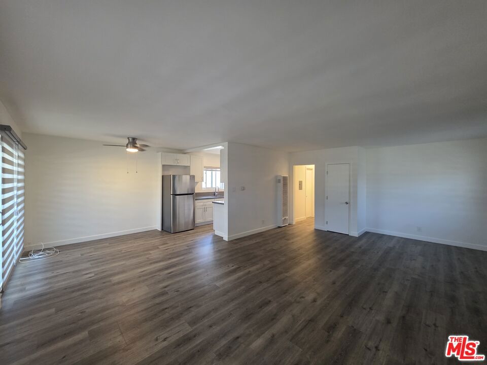 10734 Palms Boulevard 3