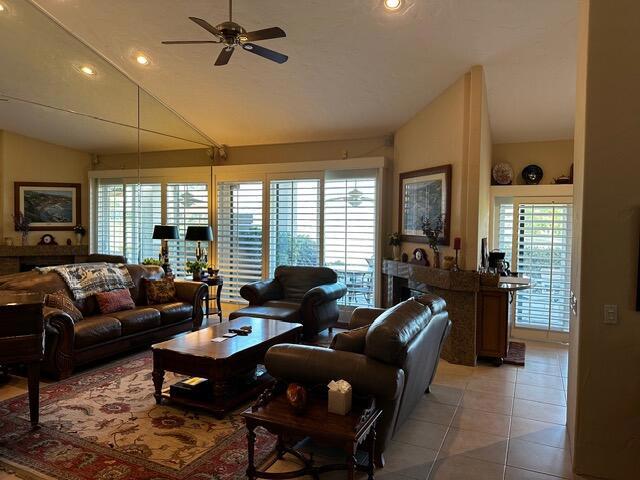 38894 Lobelia Circle