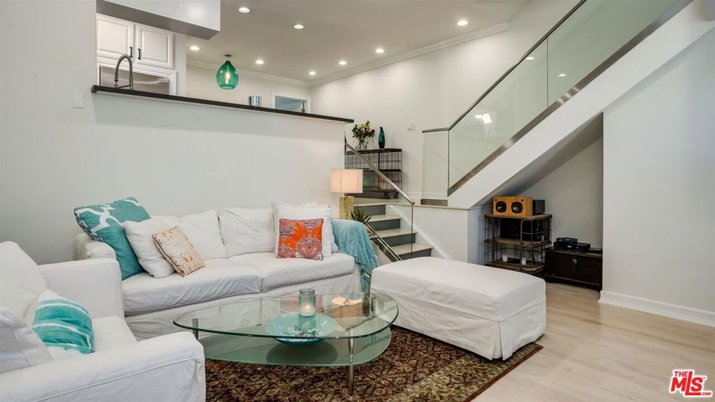 1144 17th Street 11