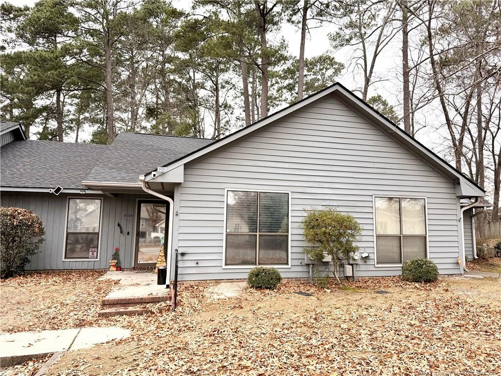2105 Wexford Oaks Court, Fayetteville, NC 28303