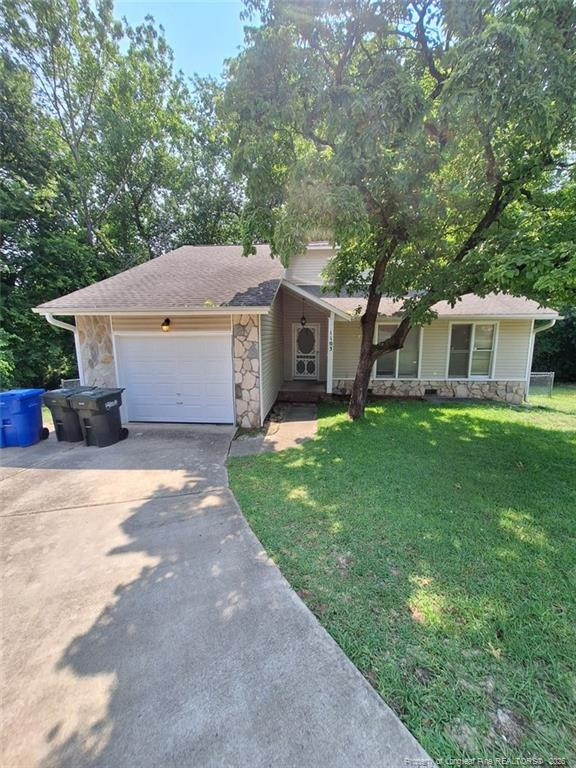 1103 Lake Mont Court, Fayetteville, NC 28311