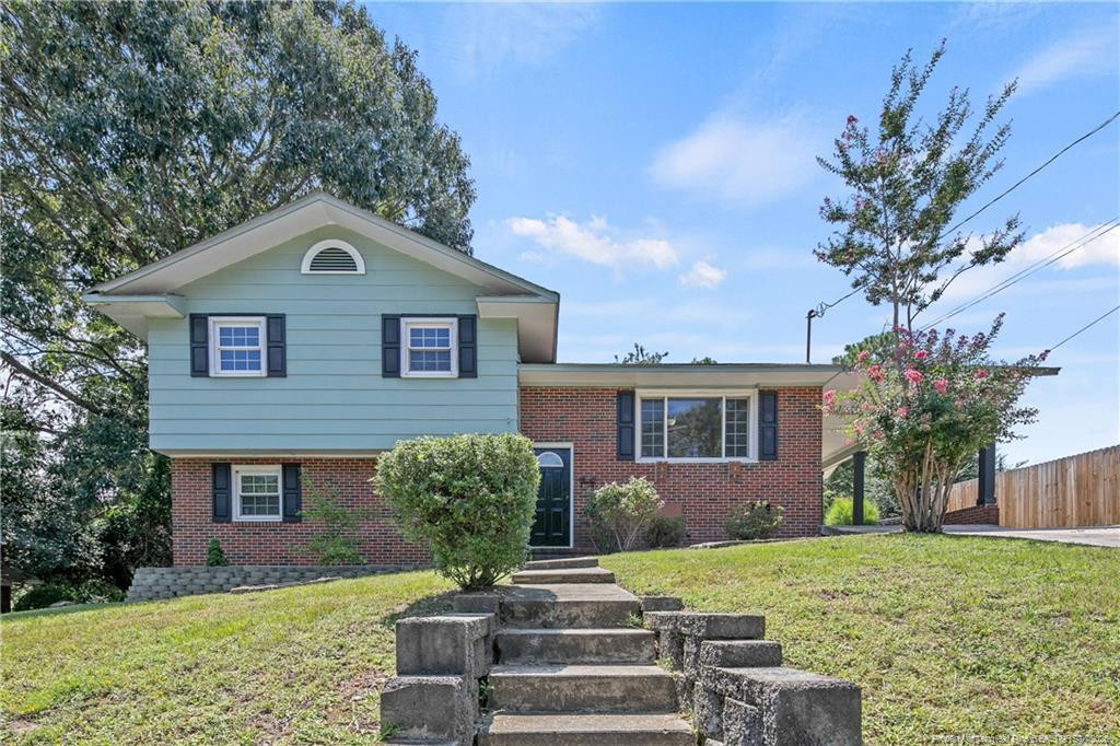 1440 Marlborough Road, Fayetteville, NC 28304