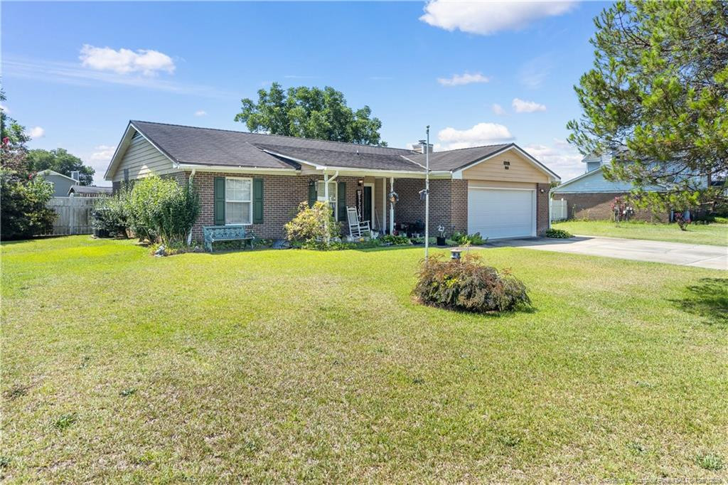 118 Pearce Place, Raeford, NC 28376