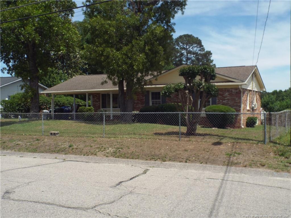 1909 Ashton Road, Fayetteville, NC 28304