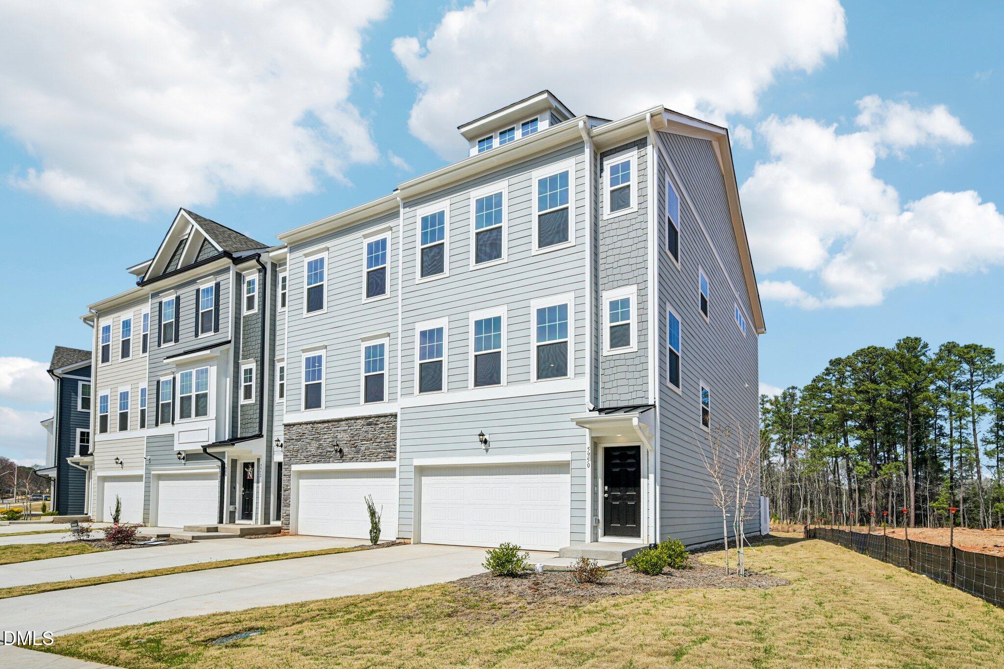 10915 Bayflower Way, Raleigh, NC 27617