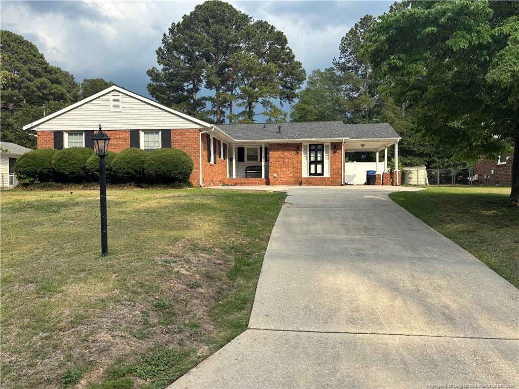 525 Waterbury Drive, Fayetteville, NC 28311