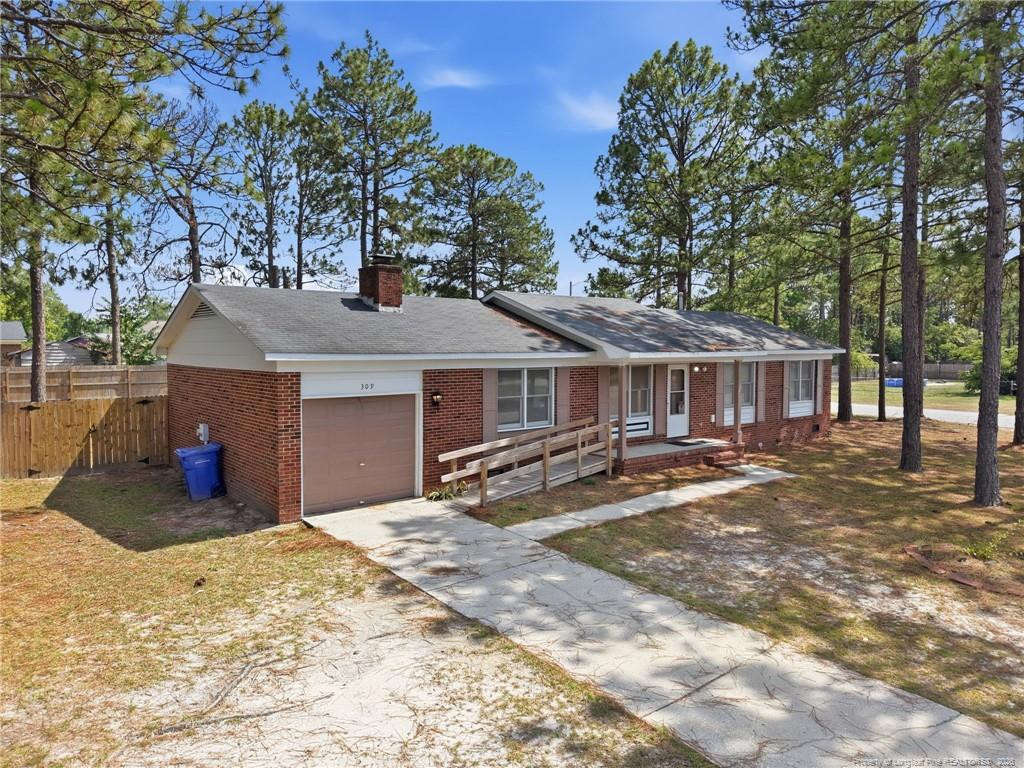 309 Brass Court, Fayetteville, NC 28311