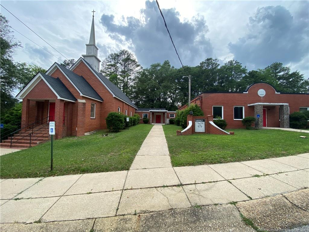 398 Trinity Drive, Fayetteville, NC 28301
