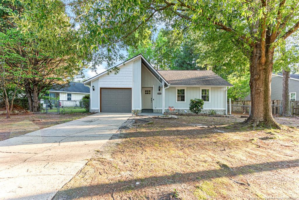 4305 Falls Drive, Hope Mills, NC 28348