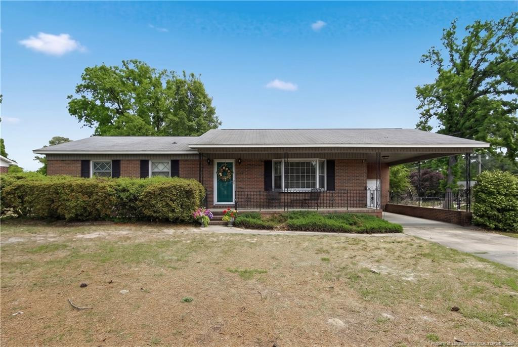 1413 Camelot Drive, Fayetteville, NC 28304