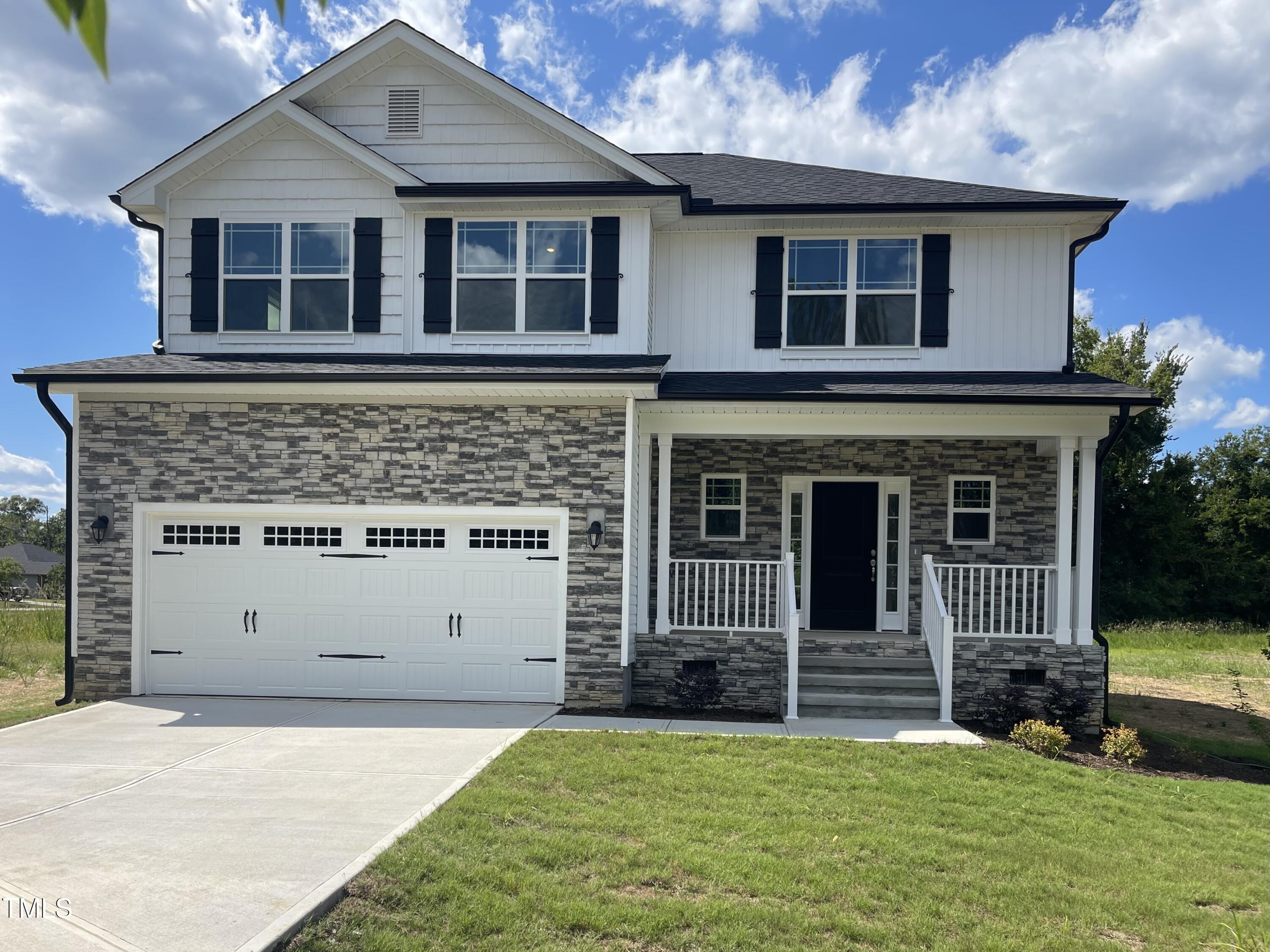 193 Falls Of The Cape Drive, Lillington, NC 27546