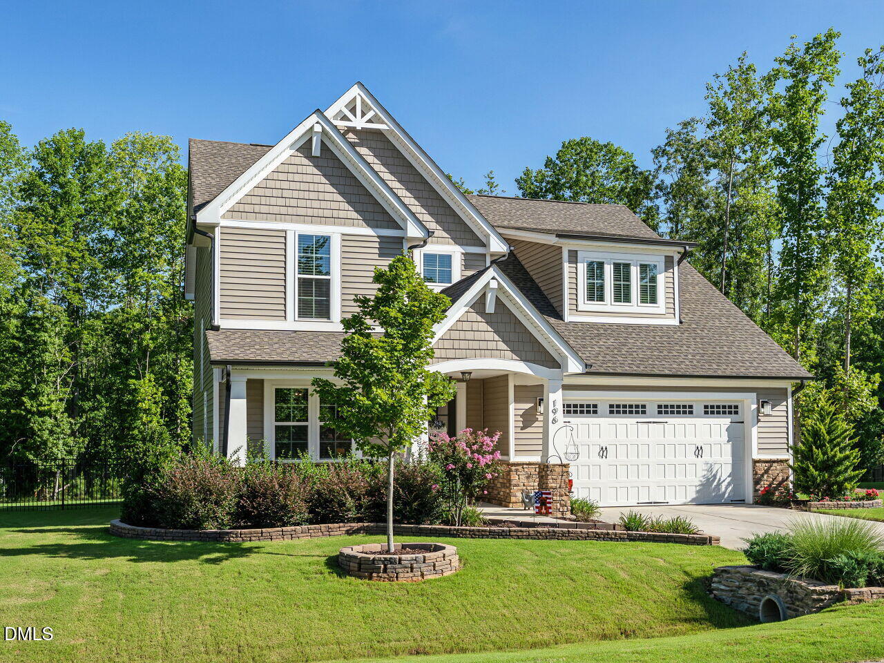 196 W Amber Oak Drive, Selma, NC 27576