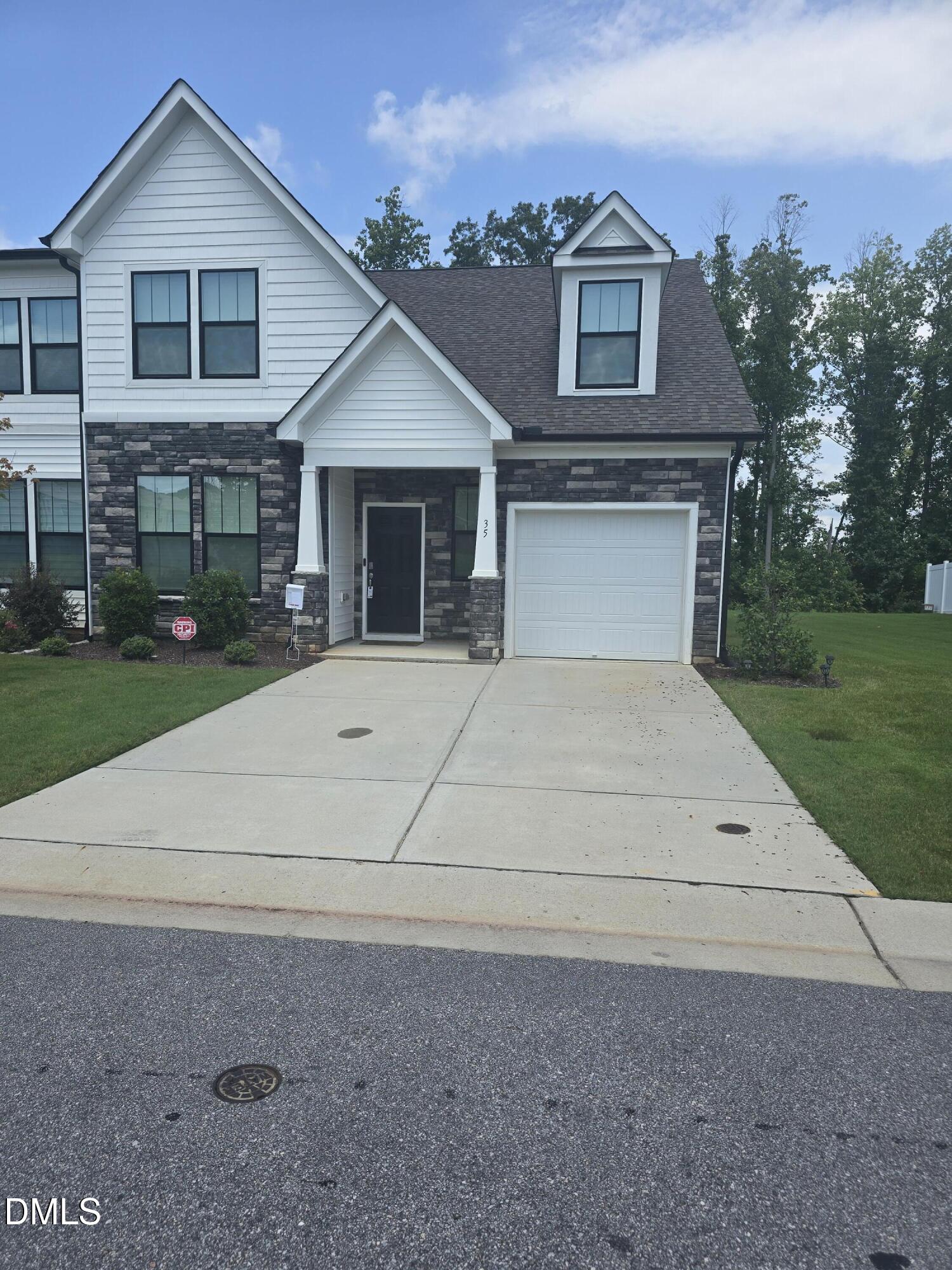 35 Whitley Rdg Drive, Clayton, NC 27527