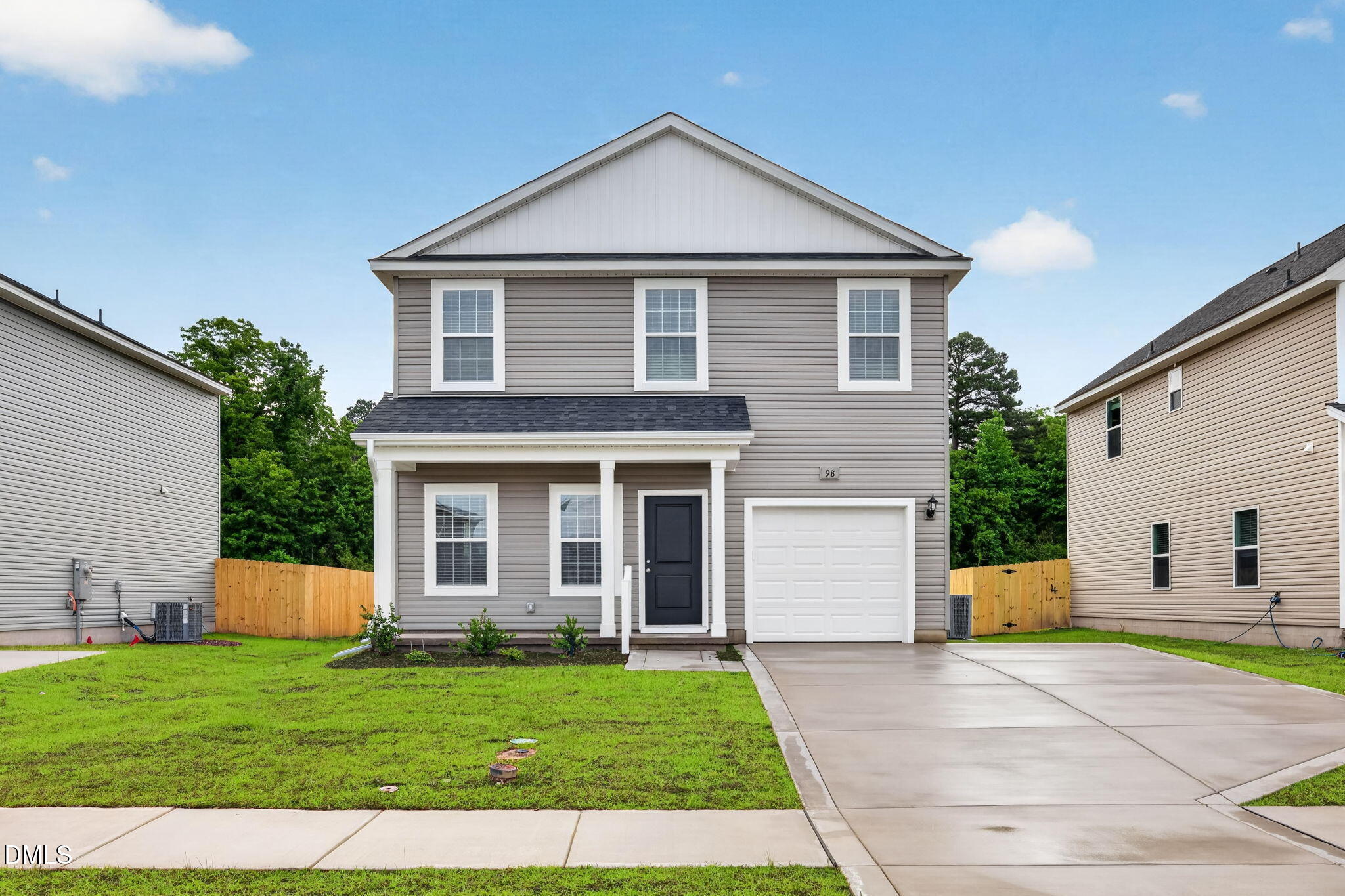 98 Stout Landing, Dunn, NC 28334