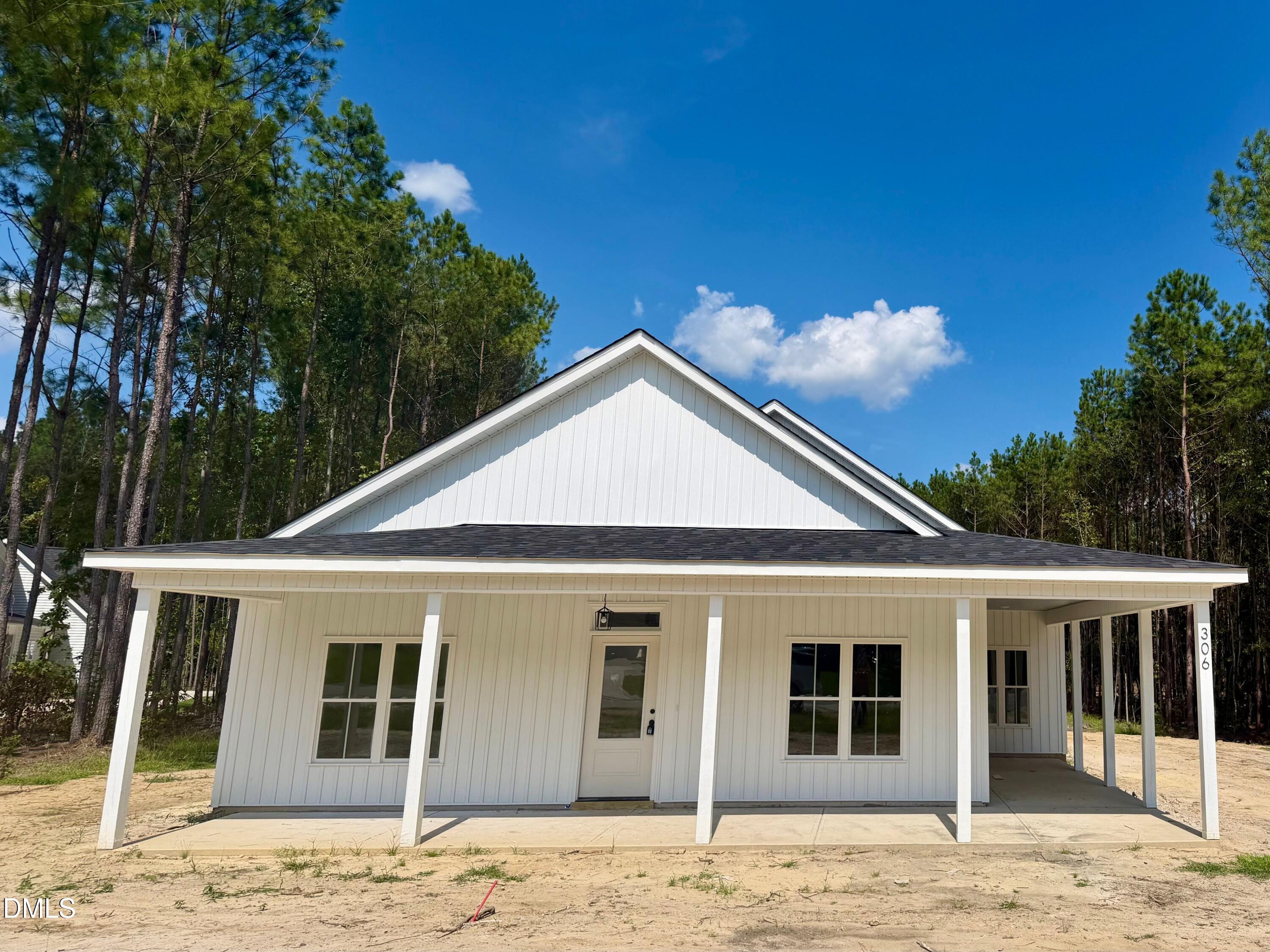 306 Green Pines Estates Drive, Kenly, NC 27542