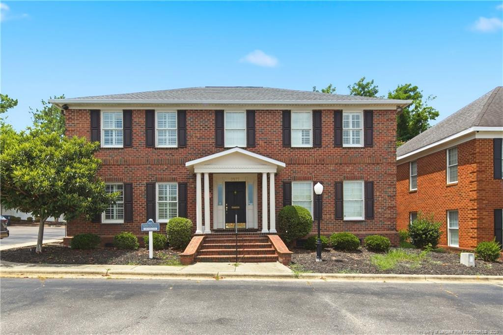 2577 Ravenhill Drive, Fayetteville, NC 28303