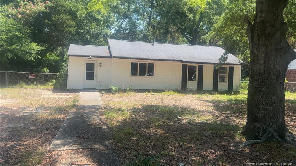 1122 S Pine Street, Laurinburg, NC 28352