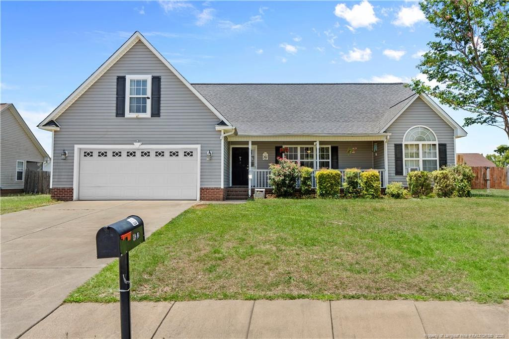 5946 Lillytrotter Drive, Hope Mills, NC 28348