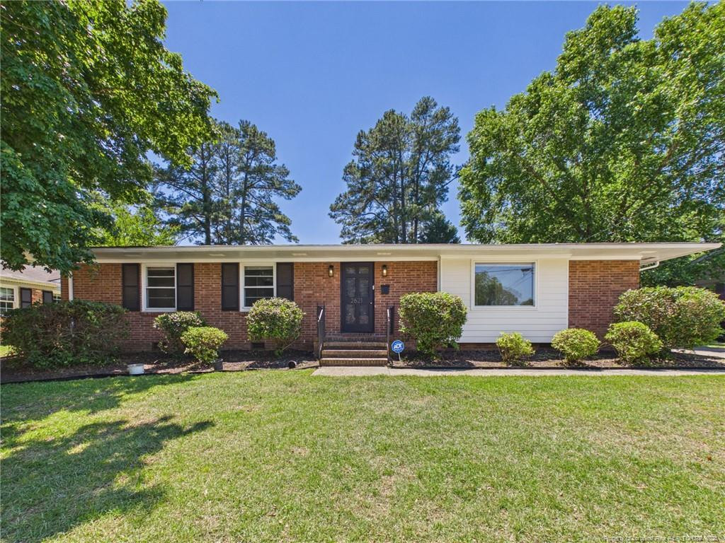 2621 Huntington Road, Fayetteville, NC 28303